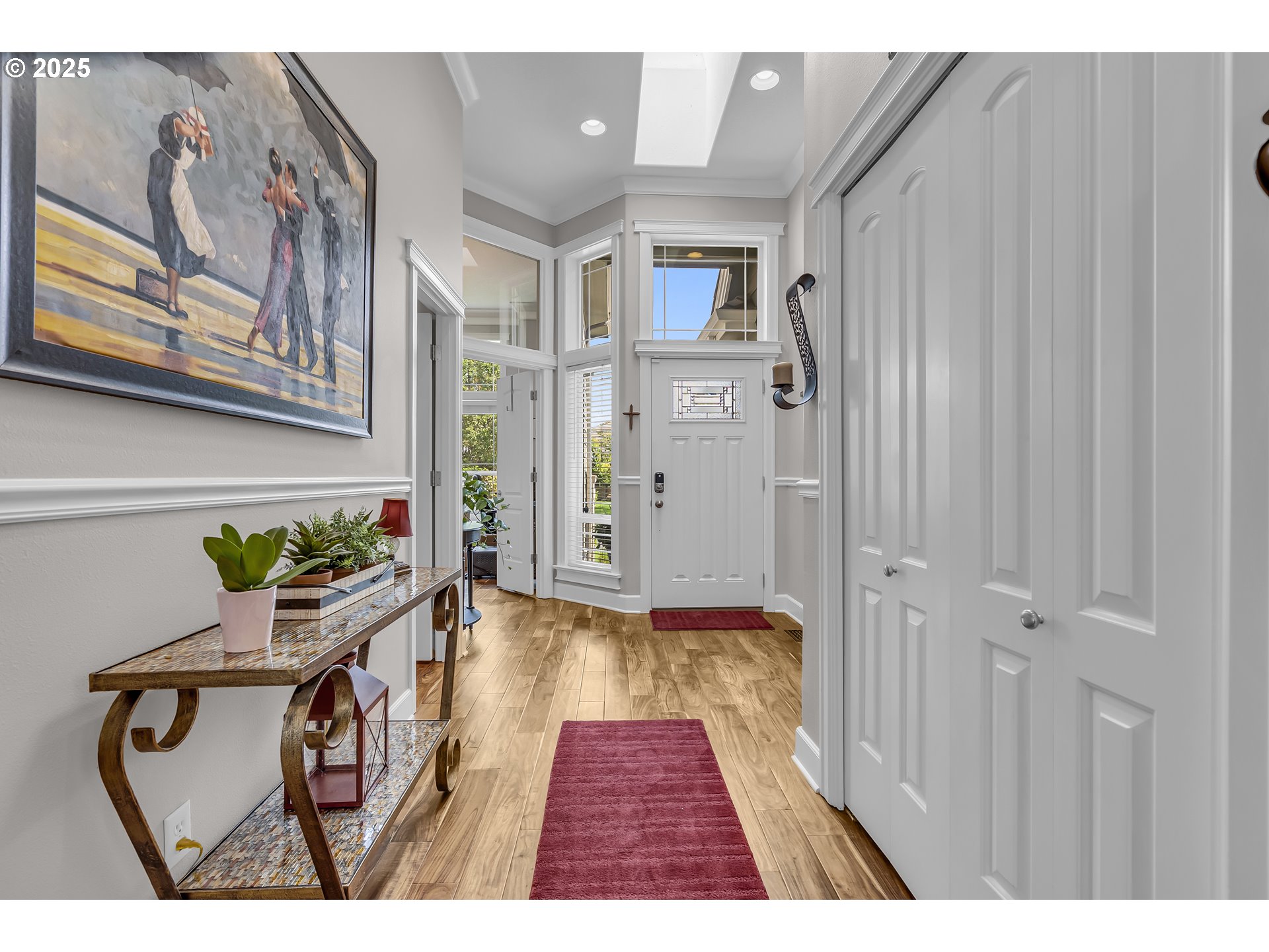 6336 Nicklaus Loop North Keizer, OR 97303 - Photo 4 of 45 a view of an entryway with wooden floor