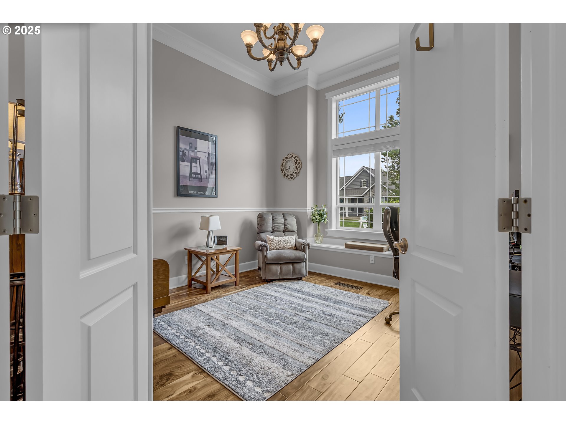 6336 Nicklaus Loop North Keizer, OR 97303 - Photo 6 of 45 a living room with furniture and a window