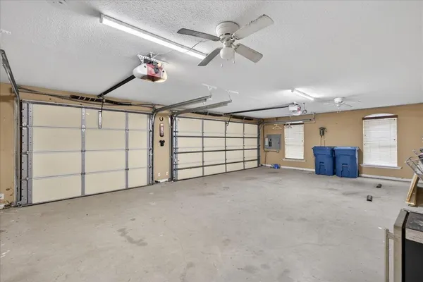 $773,500 | 5182 Bayshore Drive, Athens, TX 75752