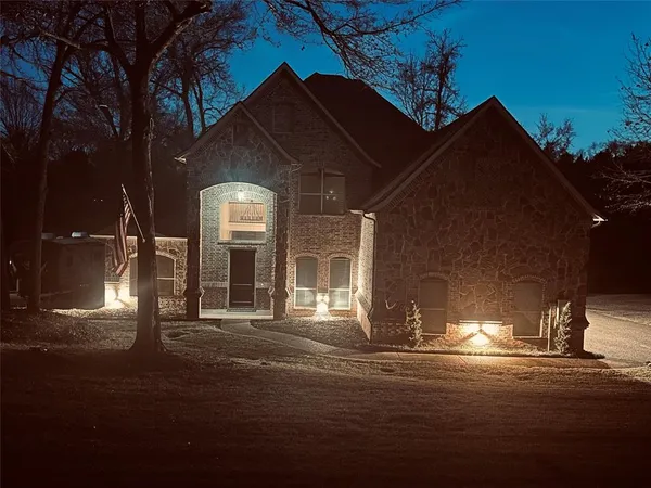 $773,500 | 5182 Bayshore Drive, Athens, TX 75752