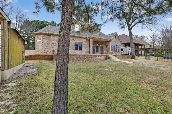 $773,500 | 5182 Bayshore Drive, Athens, TX 75752