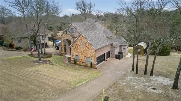 $773,500 | 5182 Bayshore Drive, Athens, TX 75752