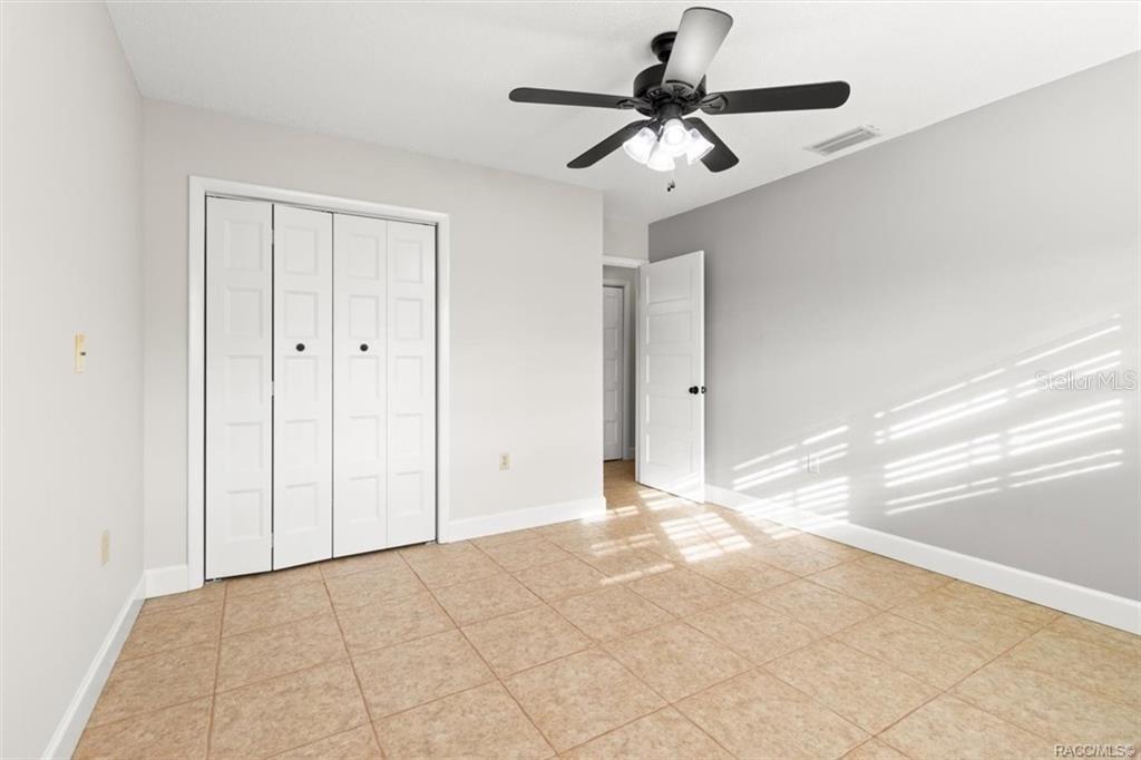 8801 East Cresco Lane Inverness, FL 34450 - Photo 19 of 51 a view of a big room with carpet