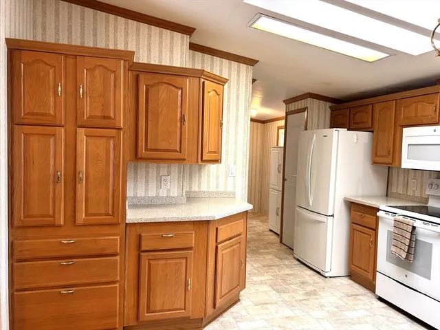 $275,000 | 78 Earl Drive, Athol, MA 01331