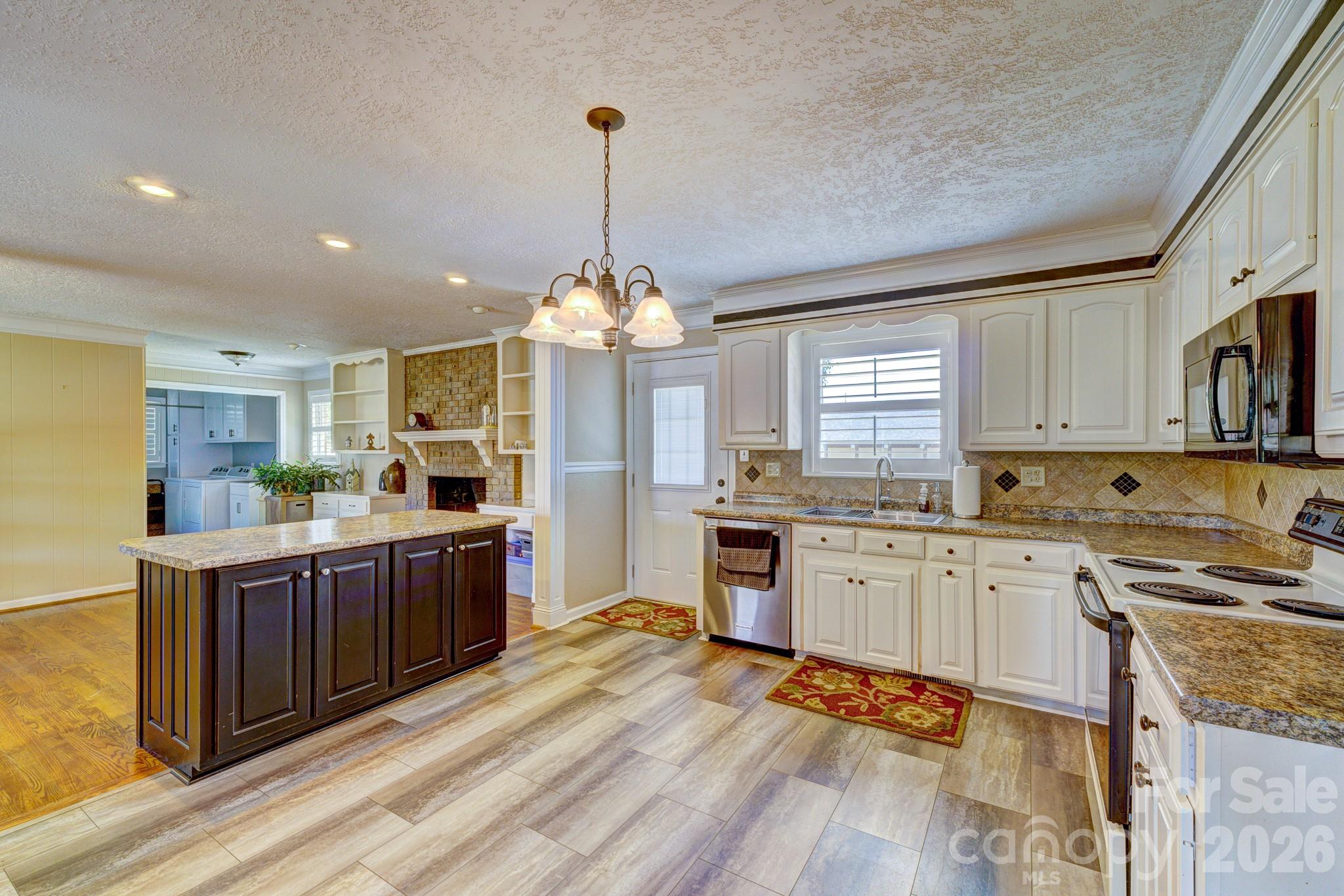 1014 Ranbar Street Cherryville, NC 28021 - Photo 8 of 16