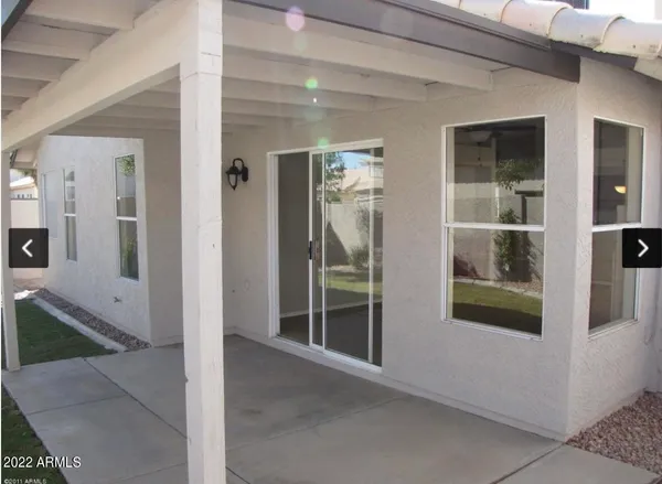 a view of an entryway of house