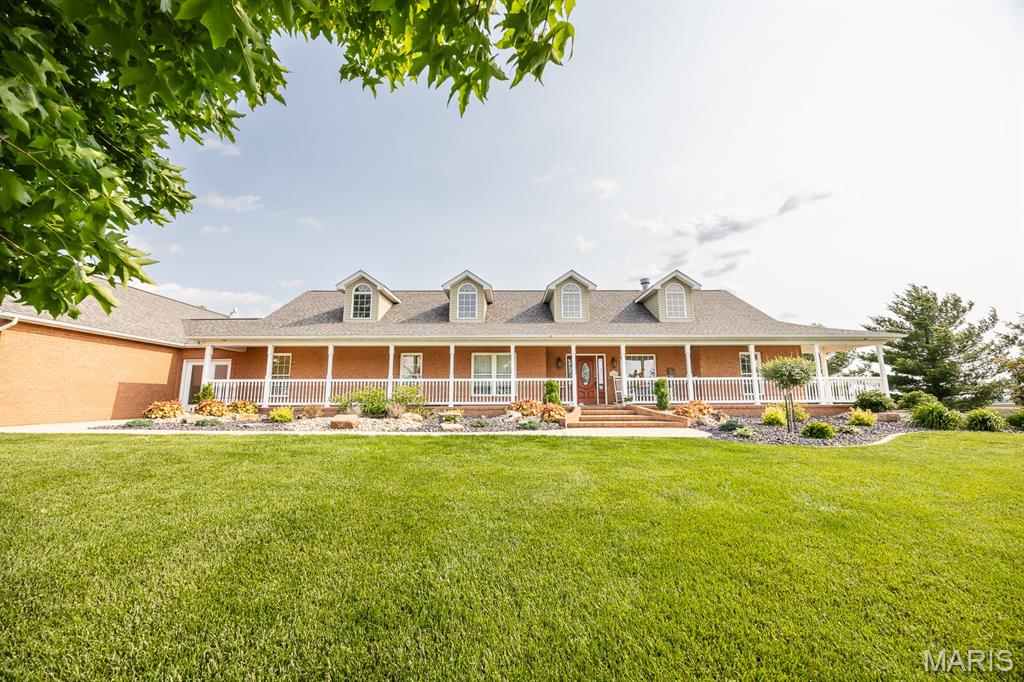 10642 Fuesser Road Mascoutah, IL 62258 - Photo 4 of 66