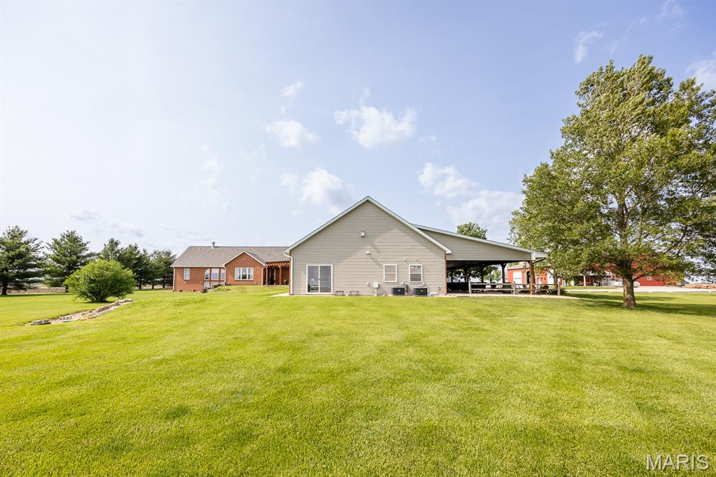 10642 Fuesser Road Mascoutah, IL 62258 - Photo 46 of 66