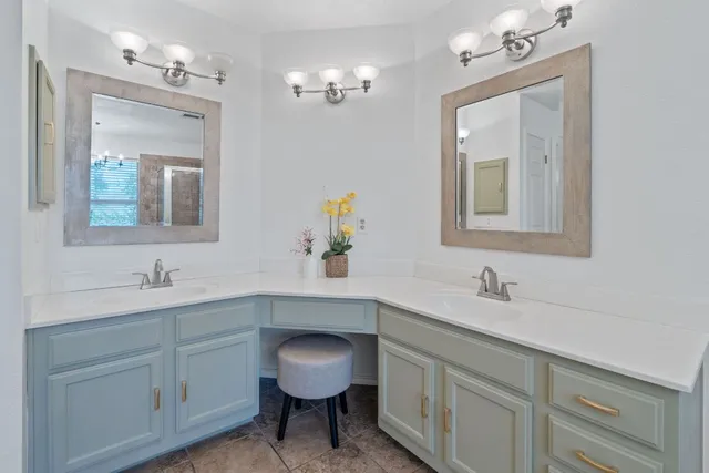 $585,000 | 222 Primrose Drive, Kyle, TX 78640