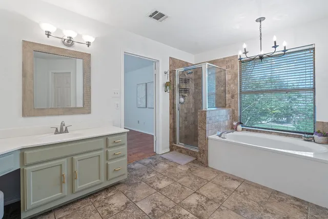 $585,000 | 222 Primrose Drive, Kyle, TX 78640