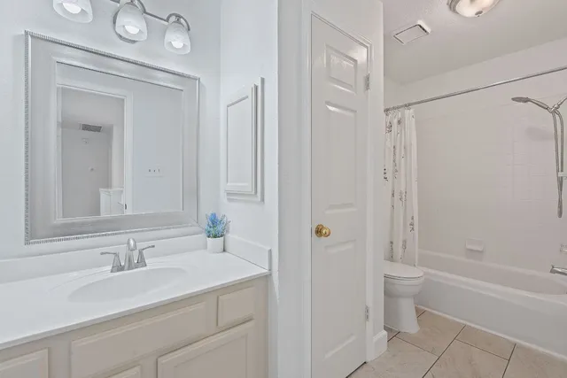 $585,000 | 222 Primrose Drive, Kyle, TX 78640