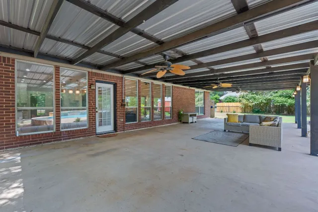 $585,000 | 222 Primrose Drive, Kyle, TX 78640