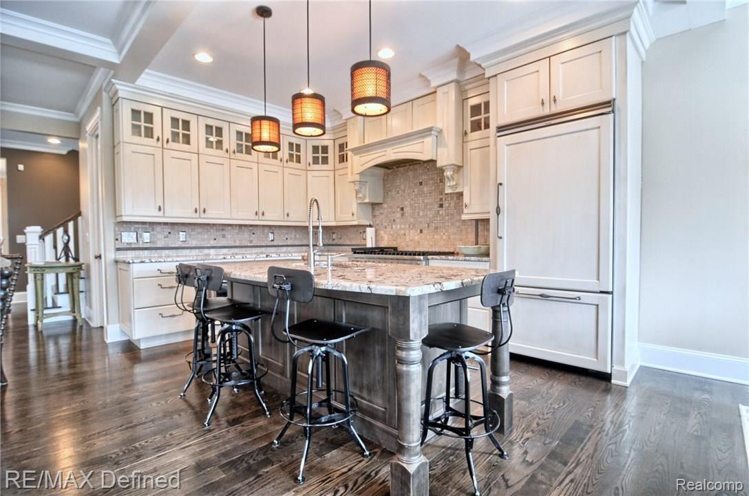 161 Albertson Street Rochester, MI 48307 - Photo 9 of 40 Kitchen.jpg