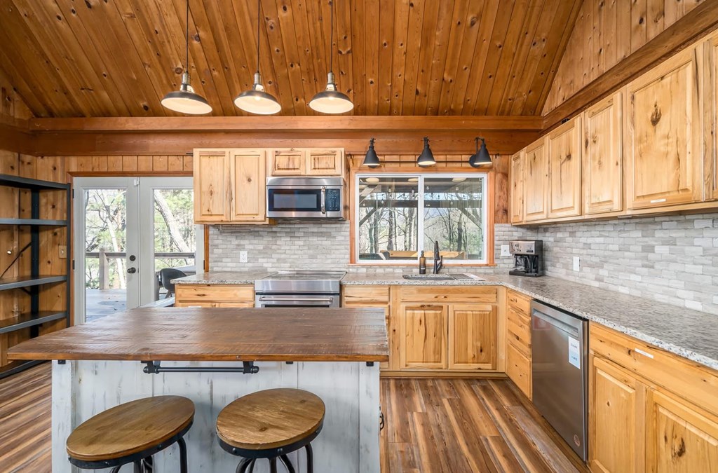 60 Laurel Ridge Court Ellijay, GA 30536 - Photo 17 of 45 Gallery Image 17