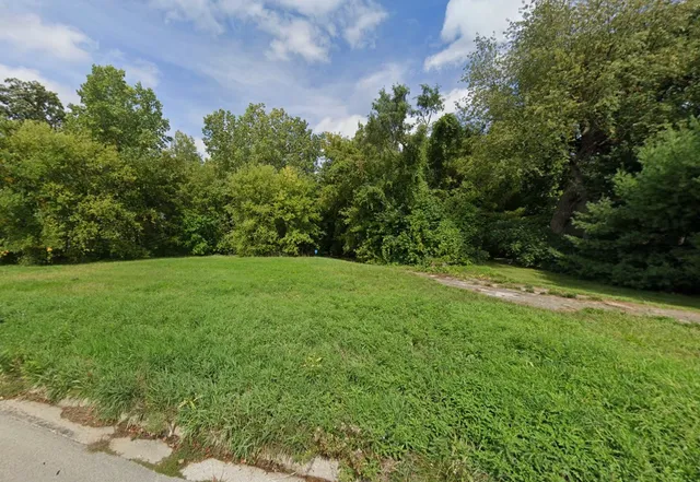 $69,999 | 7230 Colosseum Drive, Rockford, IL 61107