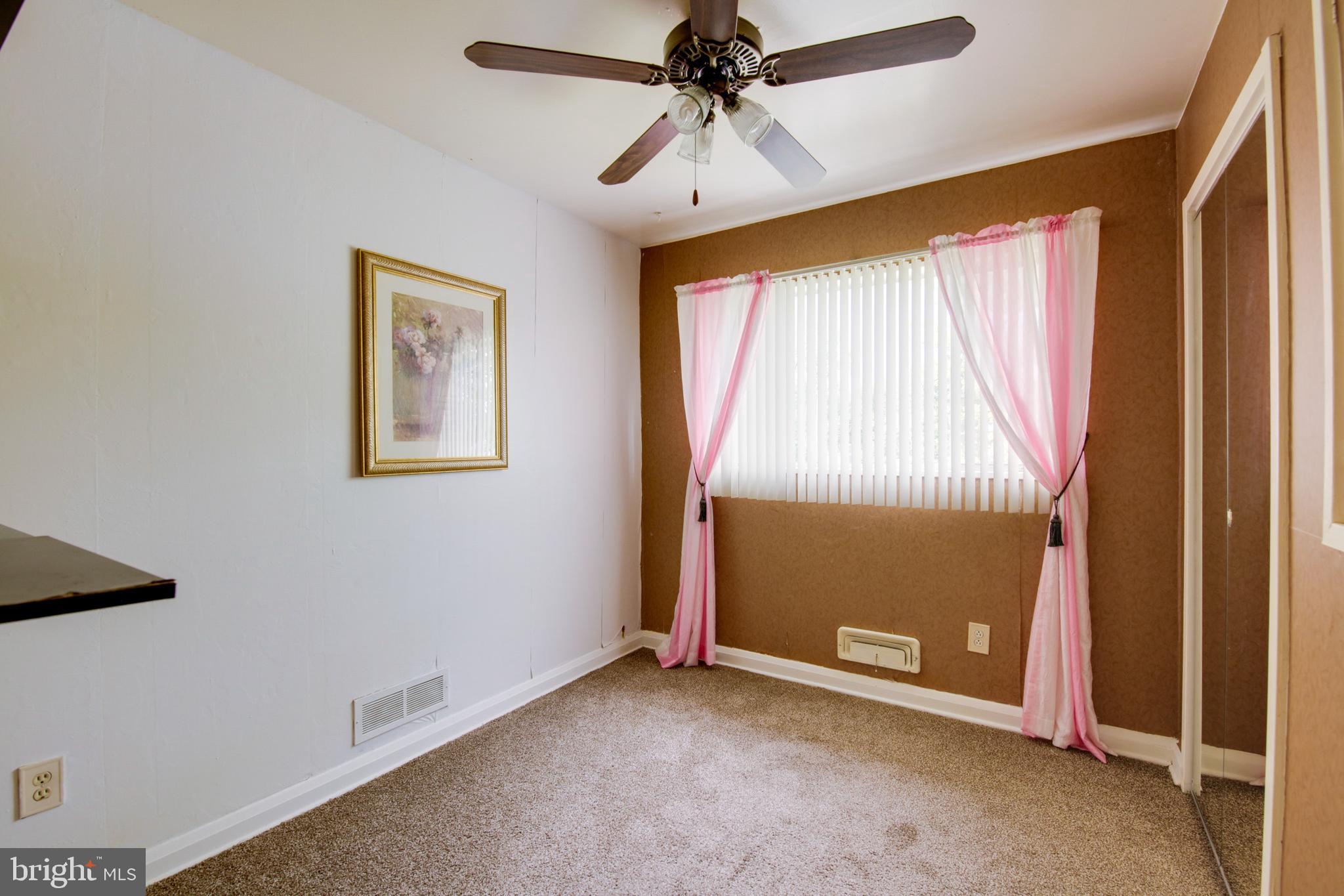 1025 Southridge Road Baltimore, MD 21228 - Photo 19 of 31