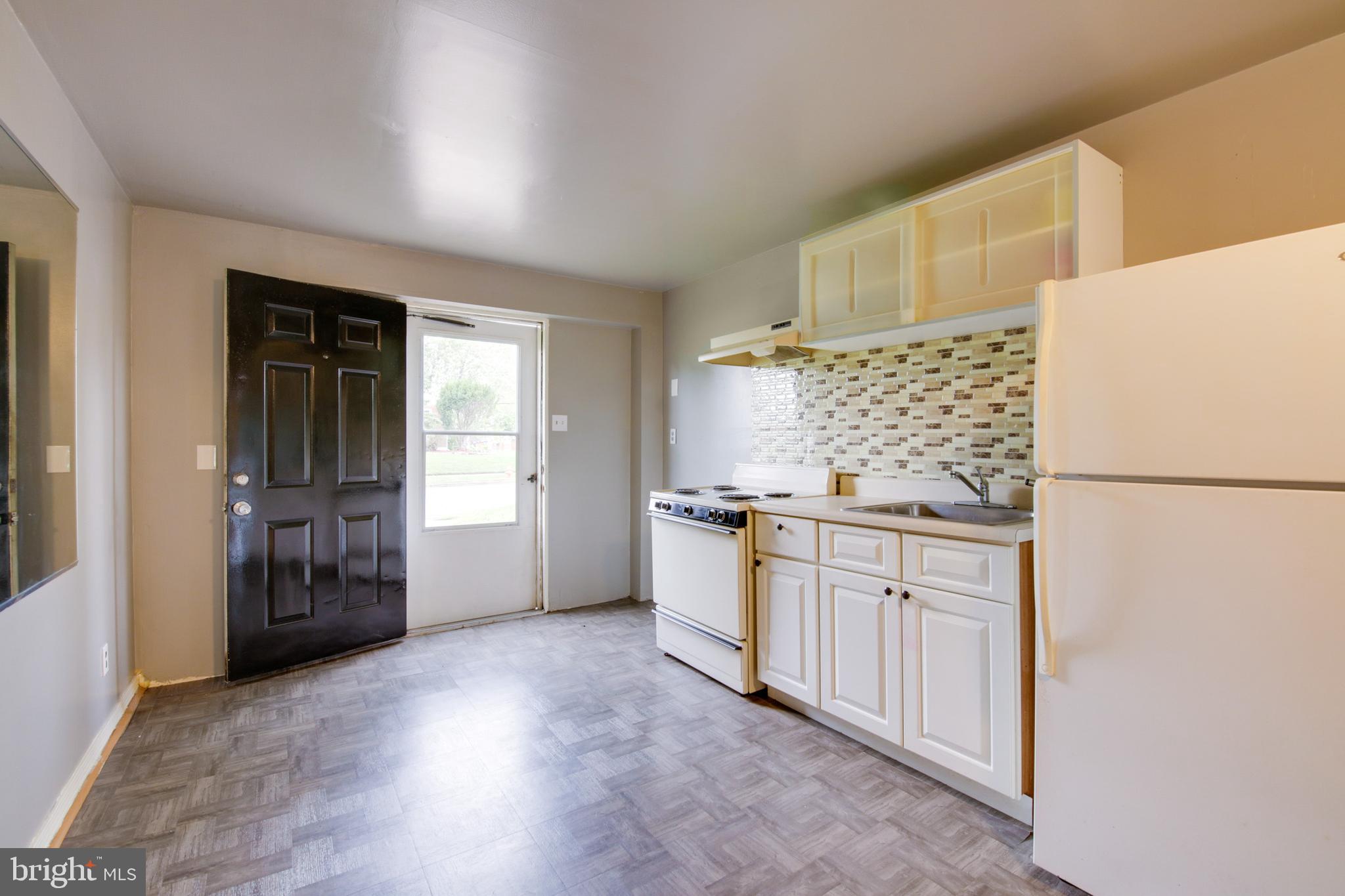 1025 Southridge Road Baltimore, MD 21228 - Photo 24 of 31