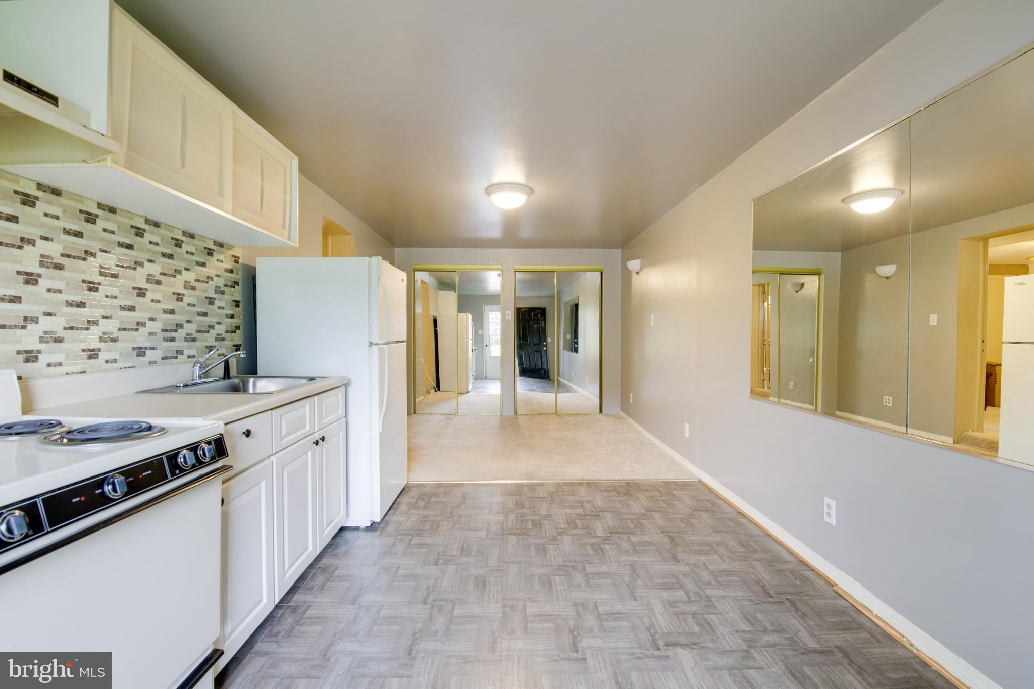 1025 Southridge Road Baltimore, MD 21228 - Photo 25 of 31