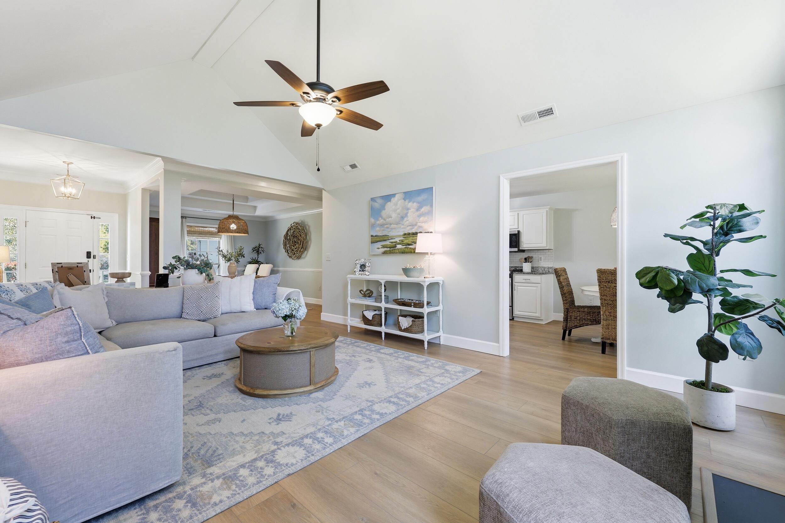 306 Hook Lane Mount Pleasant, SC 29464 - Photo 5 of 35 8_ru4a1091