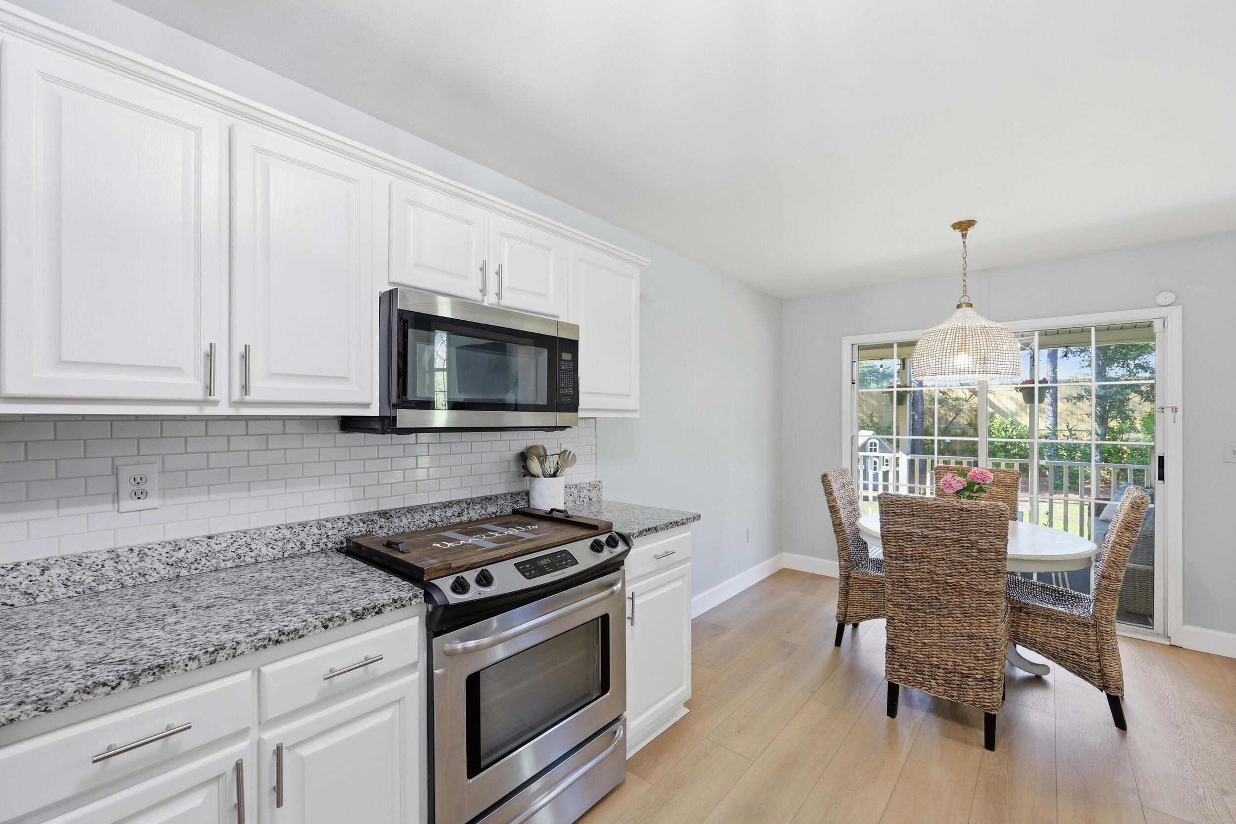 306 Hook Lane Mount Pleasant, SC 29464 - Photo 10 of 35 12_ru4a1116