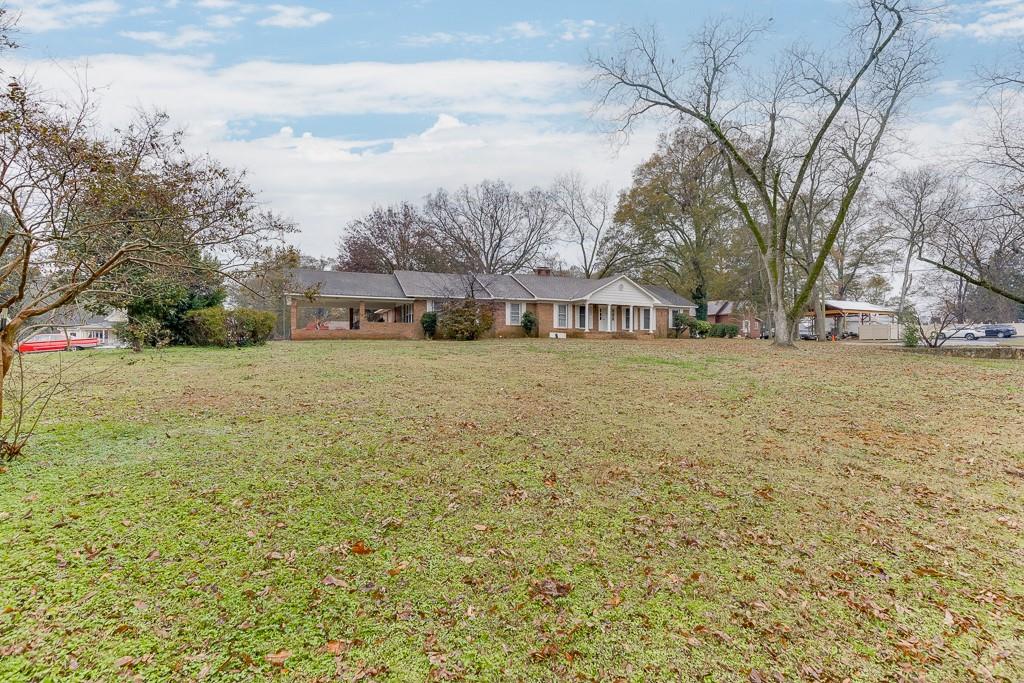 240 Bowers Street Royston, GA 30662 - Photo 4 of 47