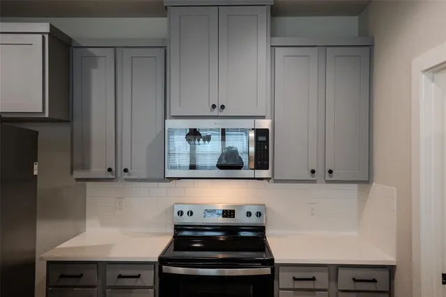 $1,950 | 380 North Dallas Street, Palmer, TX 75152