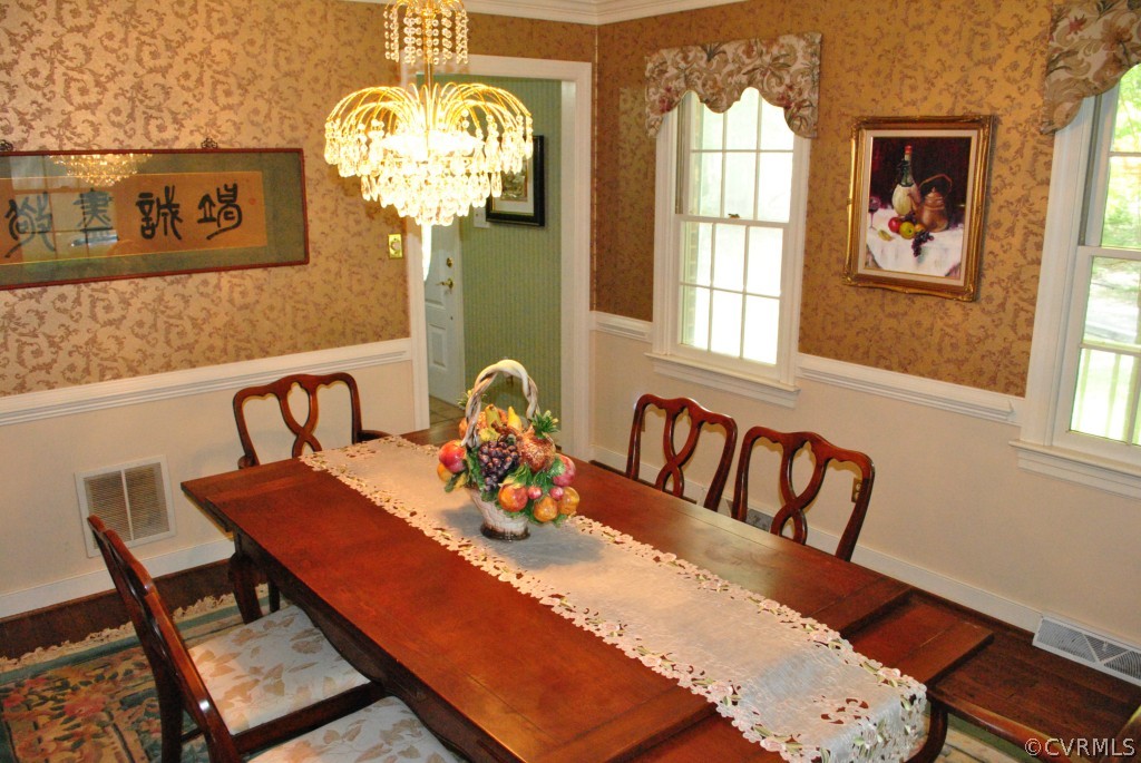 11025 Chalkley Road Chester, VA 23831 - Photo 7 of 19