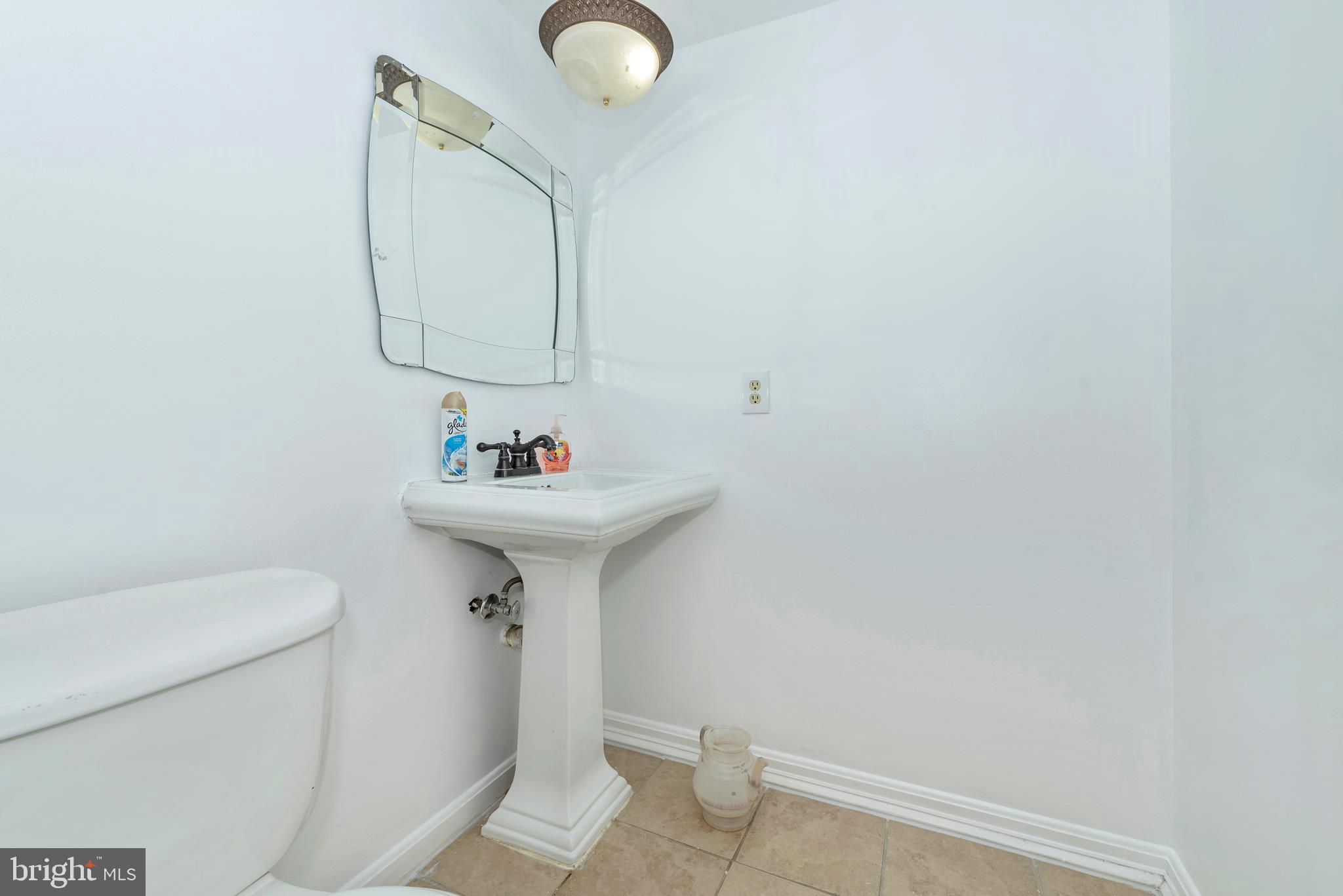 9158 Centerway Road Gaithersburg, MD 20879 - Photo 25 of 40 Gallery Image 25