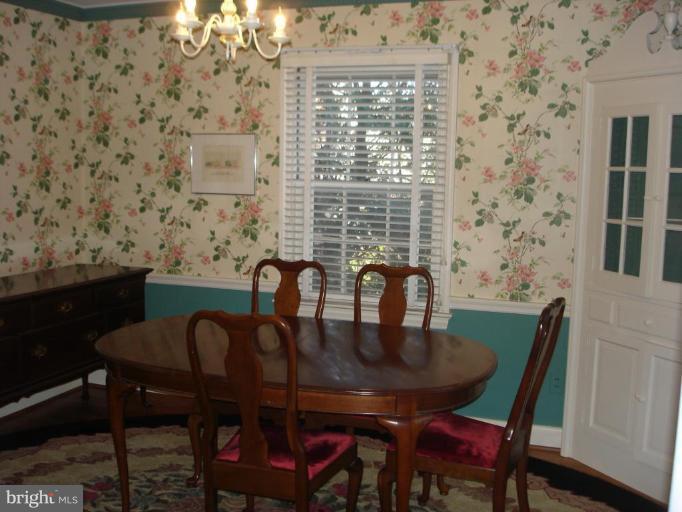 1205 Lake Falls Road Baltimore, MD 21210 - Photo 5 of 20 Din Rm also offers corner cabinet & hardwood floor