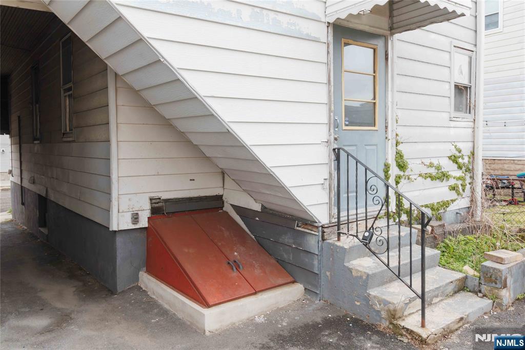 36 Edison Street, Unit 2 Bloomfield, NJ 07003 - Photo 22 of 23