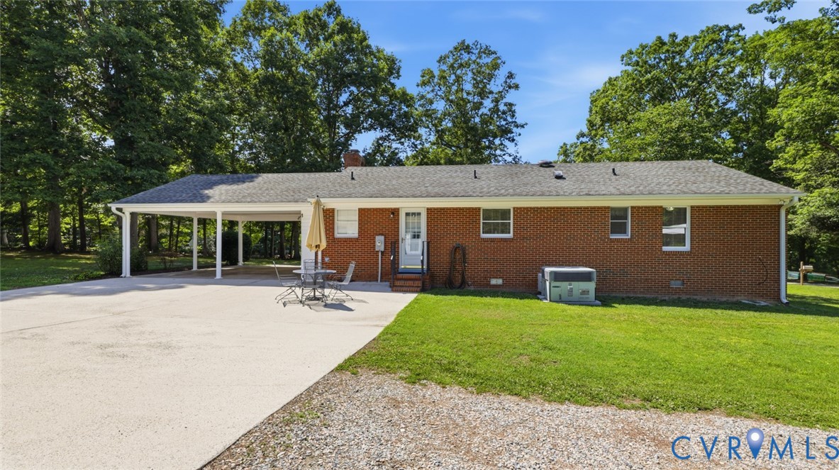 1611 Otterdale Road Midlothian, VA 23114 - Photo 29 of 52