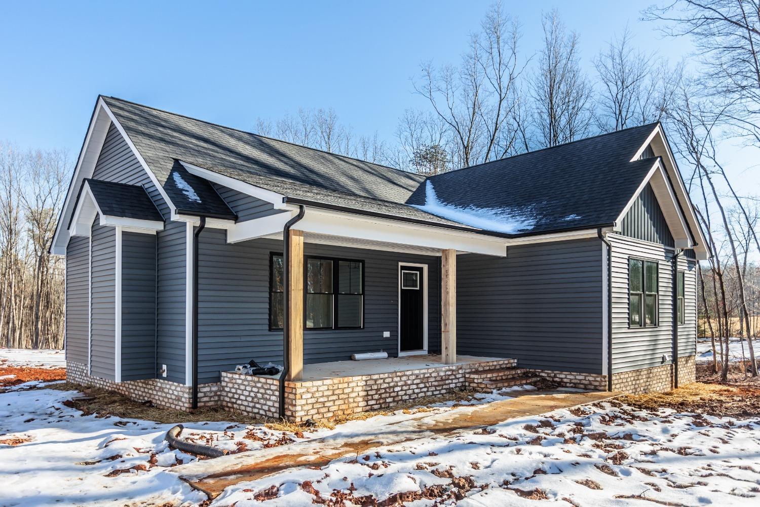 2132 Stonewall Road Concord, VA 24538 - Photo 2 of 30
