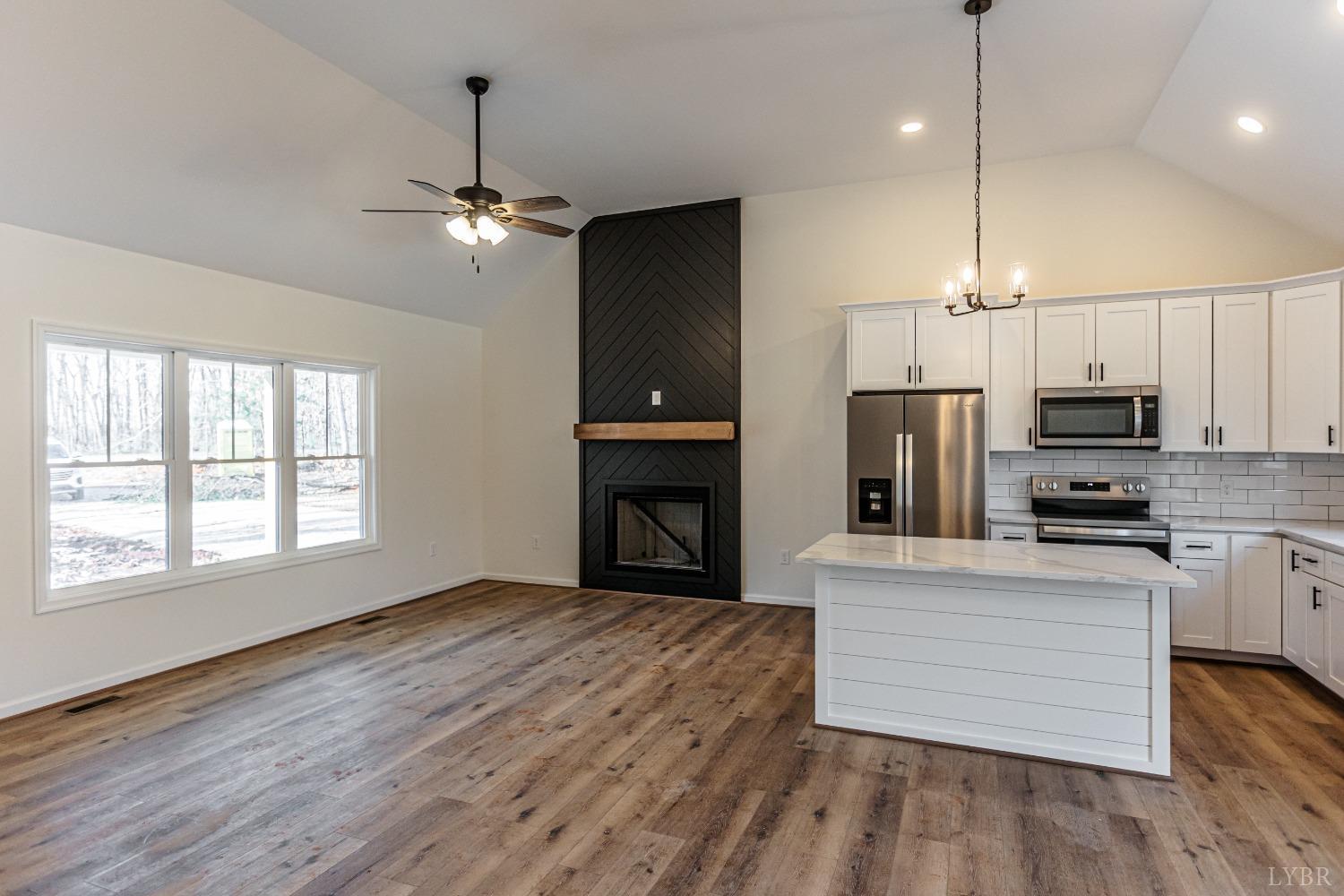 2132 Stonewall Road Concord, VA 24538 - Photo 5 of 30