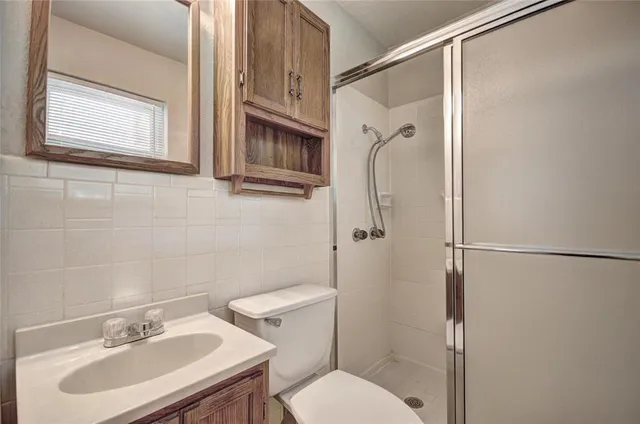 $1,895 | 4004 Caddo Trail, Lake Worth, TX 76135