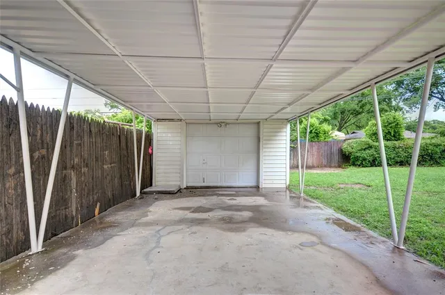 $1,895 | 4004 Caddo Trail, Lake Worth, TX 76135