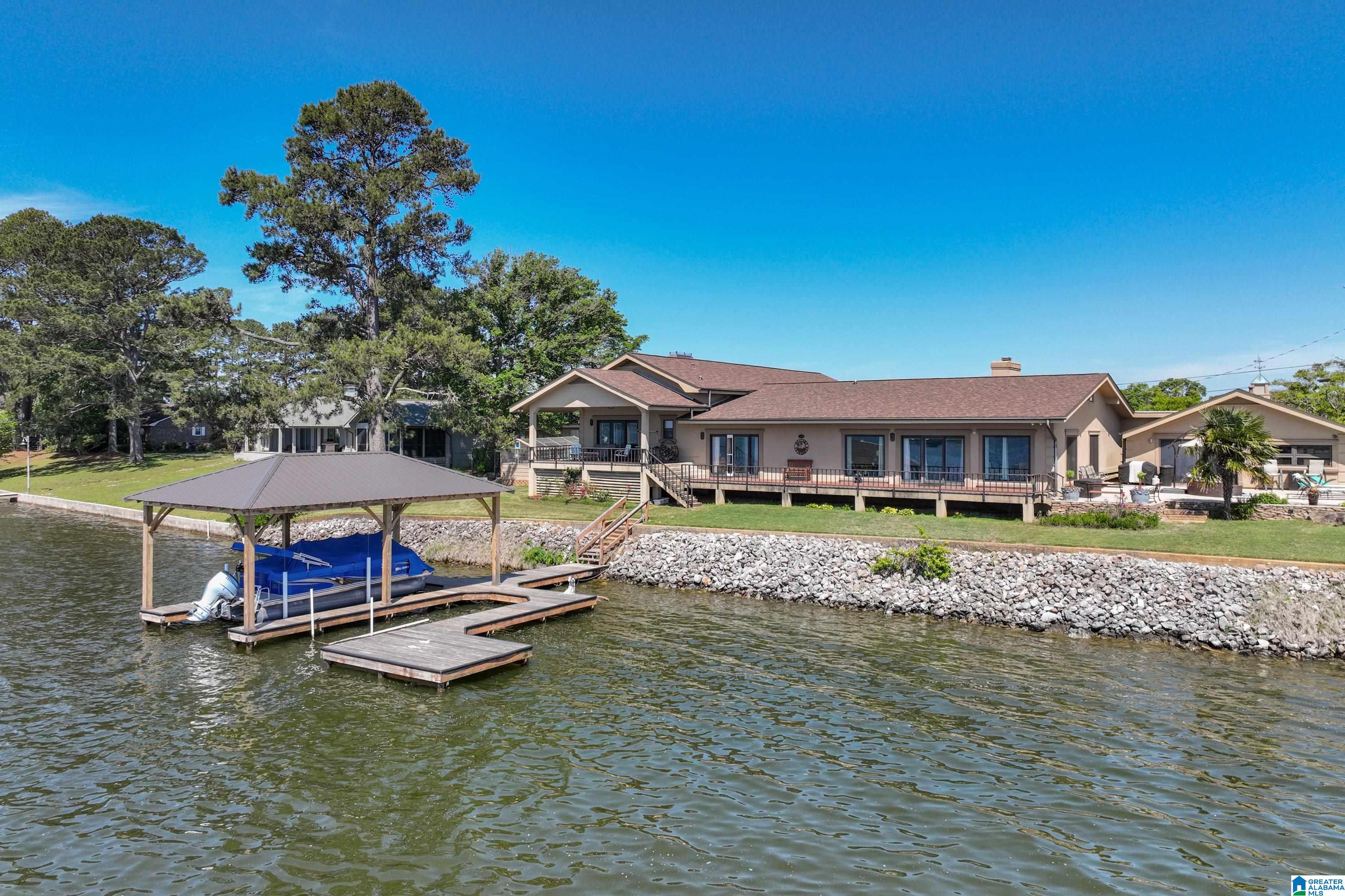 243 Rock Inn Point Cropwell, AL 35054 - Photo 3 of 98
