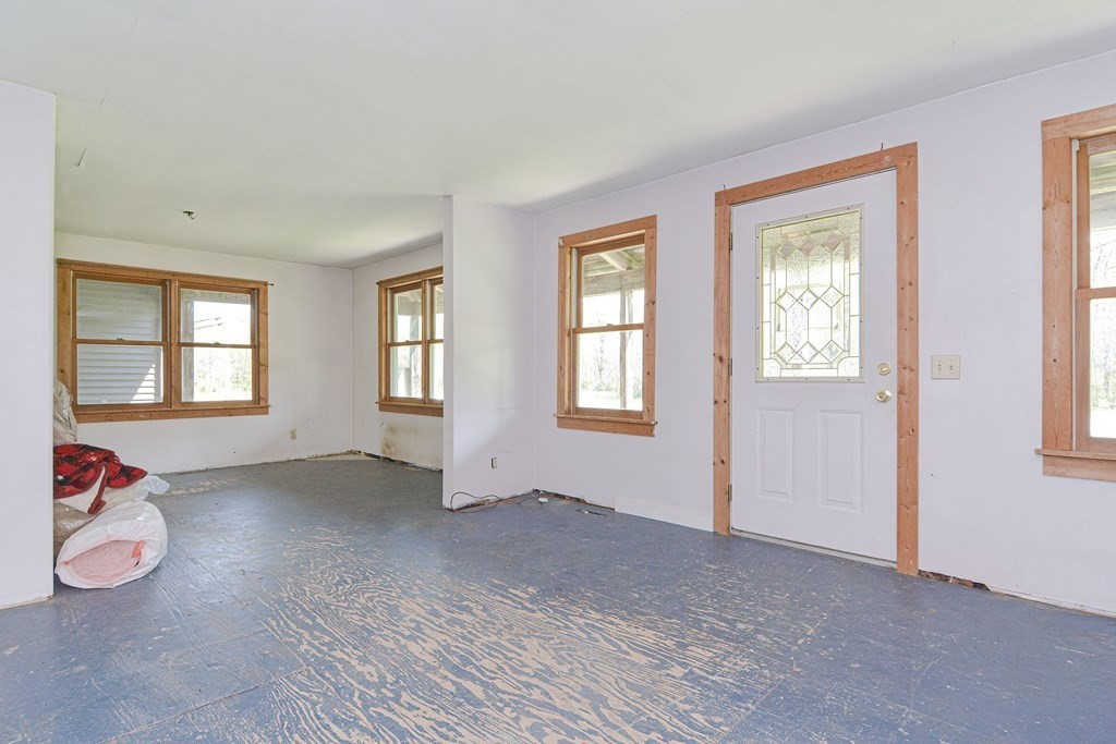 74 South Chesterfield Road Williamsburg, MA 01096 - Photo 7 of 42 Gallery Image 7