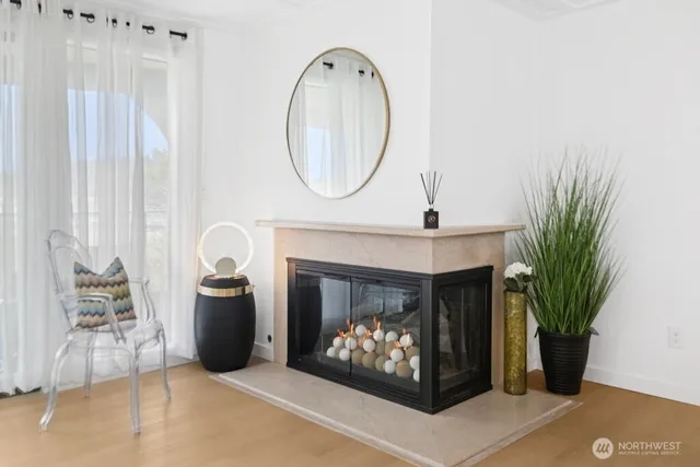 $868,000 | 16925 Inglewood Road Northeast, Unit B305, Kenmore, WA 98028