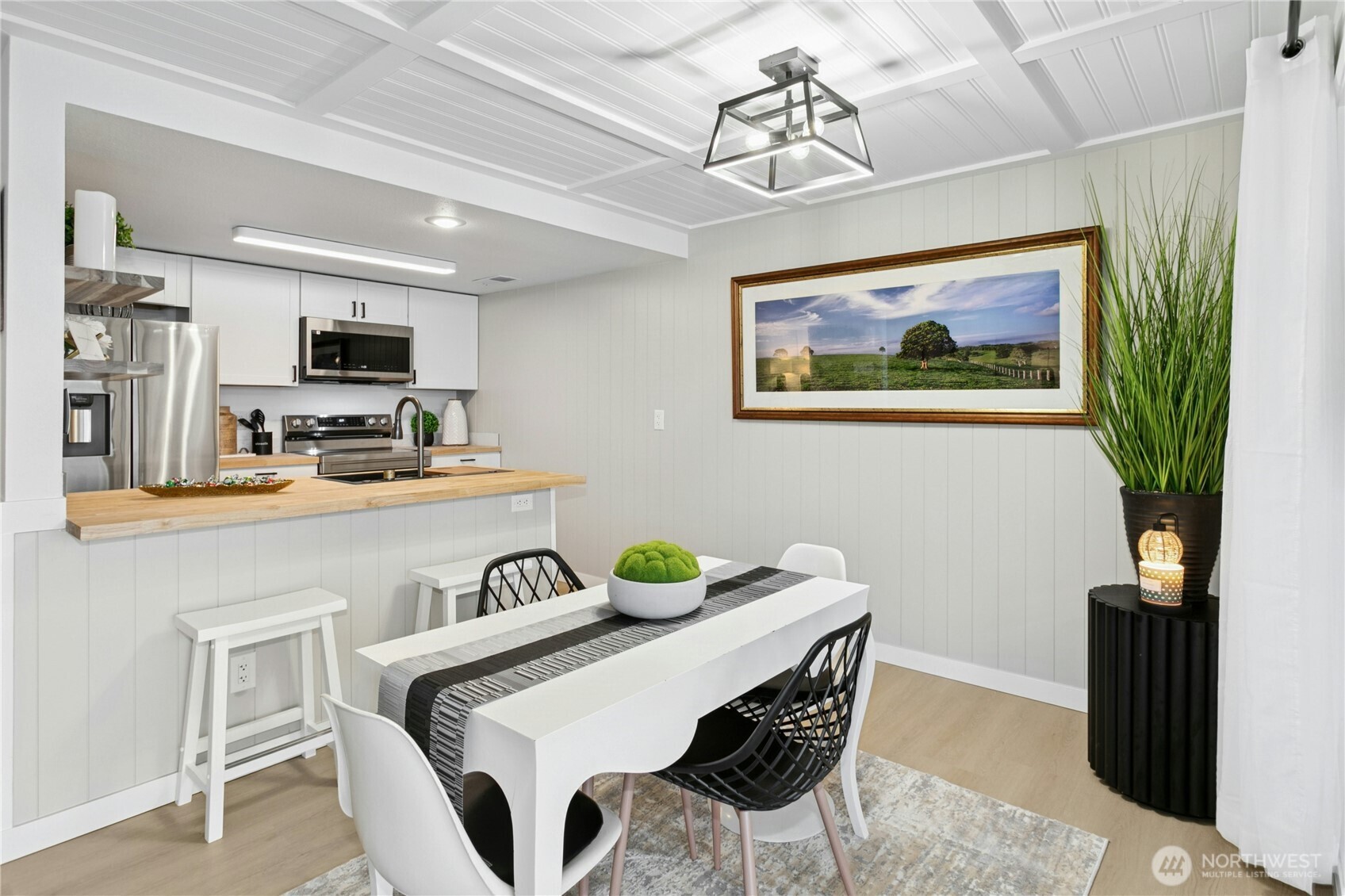 16925 Inglewood Road Northeast, Unit B305 Kenmore, WA 98028 - Photo 18 of 34