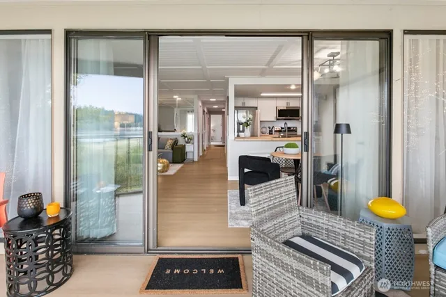 $868,000 | 16925 Inglewood Road Northeast, Unit B305, Kenmore, WA 98028