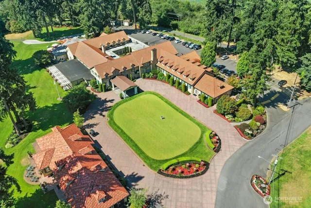 $868,000 | 16925 Inglewood Road Northeast, Unit B305, Kenmore, WA 98028