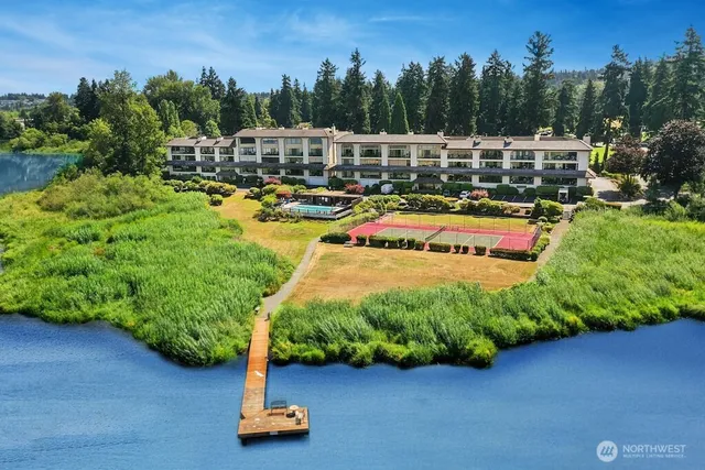 $868,000 | 16925 Inglewood Road Northeast, Unit B305, Kenmore, WA 98028