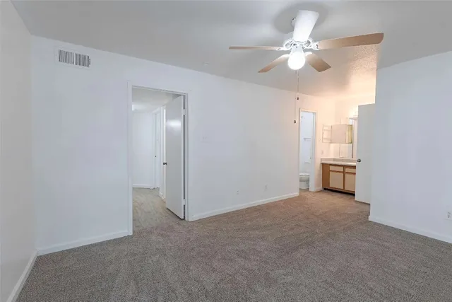 $1,390 | 2430 Cromwell Circle, Unit 812, Austin, TX 78741