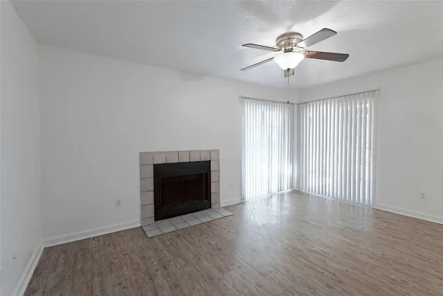 $1,390 | 2430 Cromwell Circle, Unit 812, Austin, TX 78741