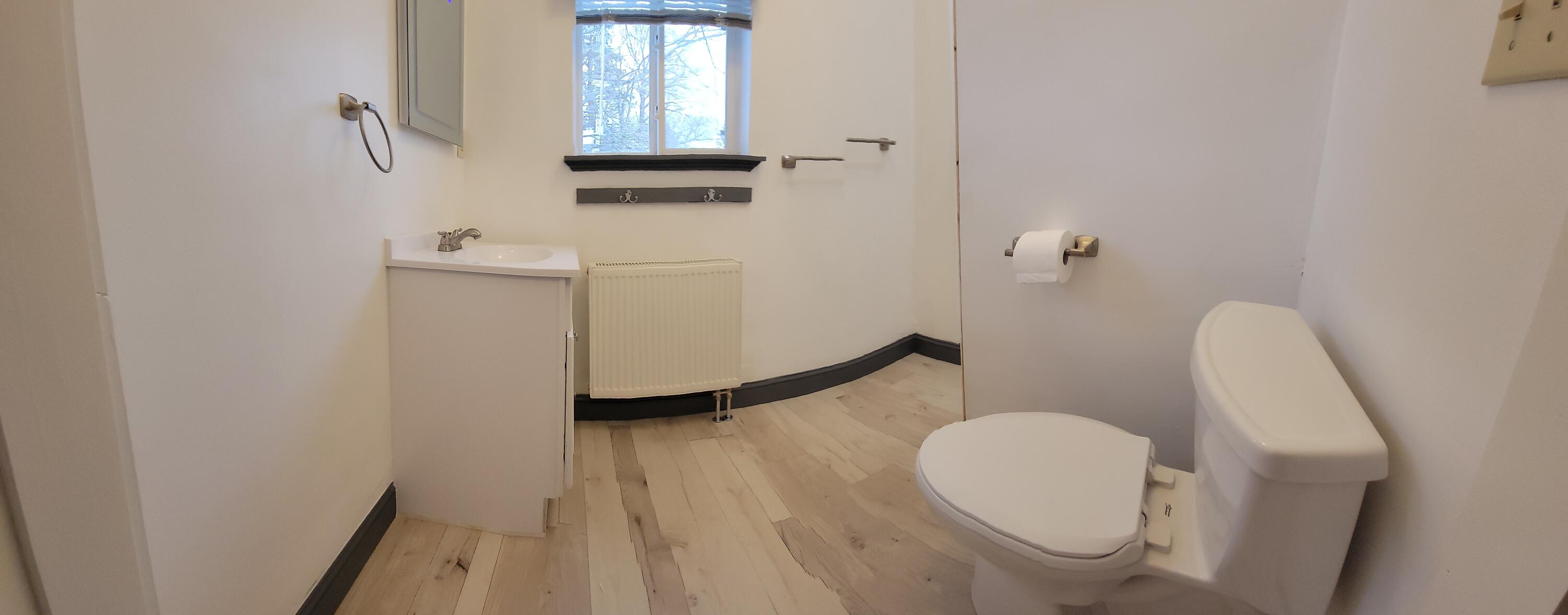 13 Pleasant Street Milo, ME 04463 - Photo 16 of 52 2nd Floor Bath