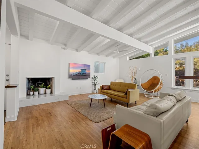 $3,275,000 | 2317 Elm Avenue, Manhattan Beach, CA 90266