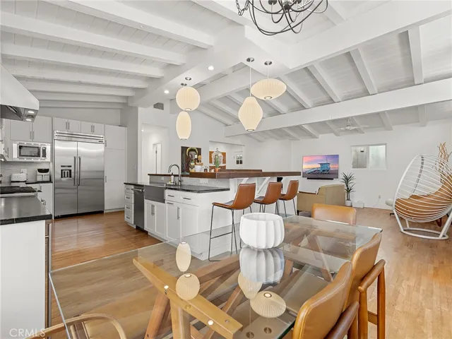$3,275,000 | 2317 Elm Avenue, Manhattan Beach, CA 90266