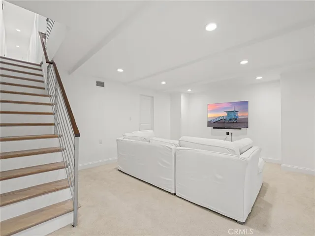 $3,275,000 | 2317 Elm Avenue, Manhattan Beach, CA 90266