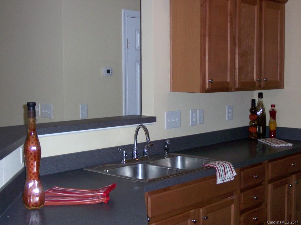 411 Windsor Gate Drive, Unit 11 Fort Mill, SC 29708 - Photo 5 of 20