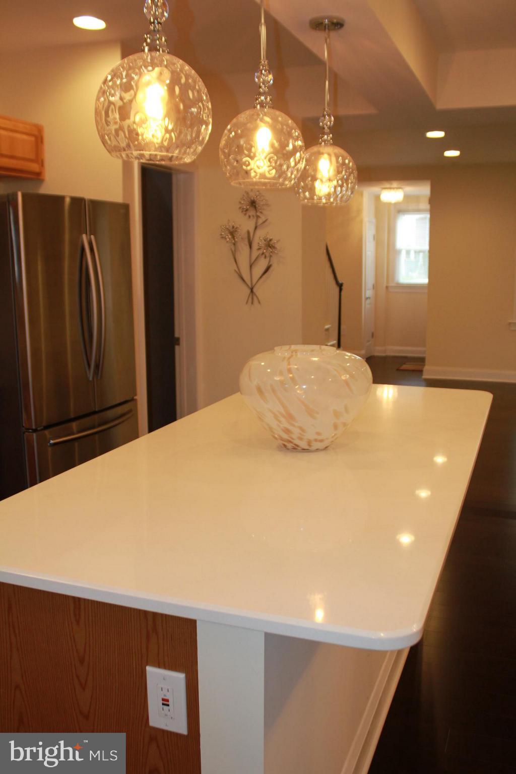 4630 Rokeby Road Baltimore, MD 21229 - Photo 17 of 48